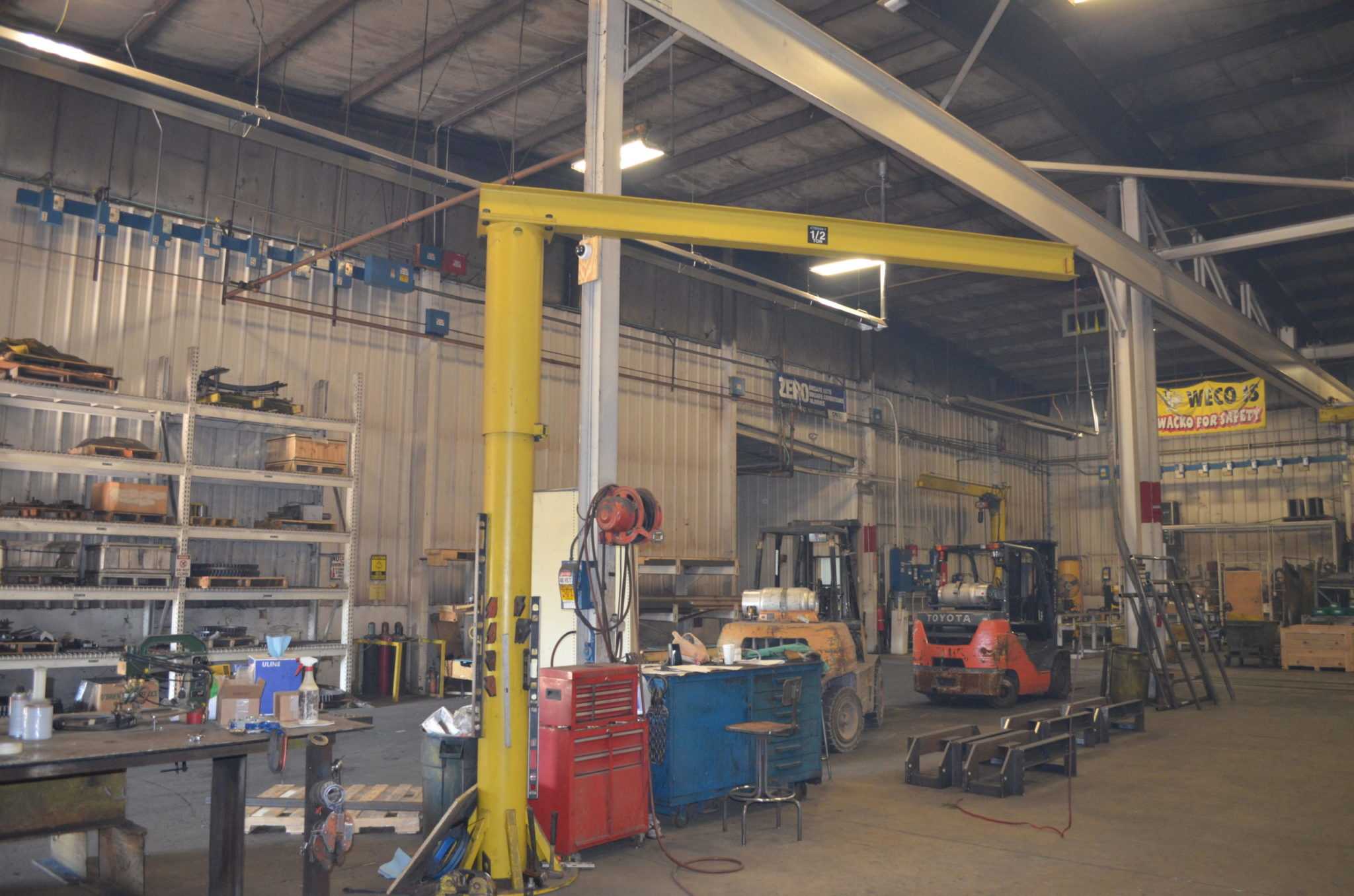 AbellHowe Foundationless Floor Mounted Jib Crane